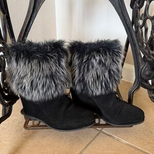 Carvela Suede Faux Fur Ankle Boots Women’s Sole Measurement 9.5”